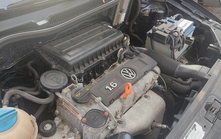 Volkswagen Polo VI (EU Market), 2011 год, 950 000 рублей, 4 фотография