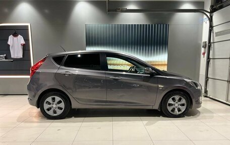 Hyundai Solaris II рестайлинг, 2015 год, 1 250 000 рублей, 6 фотография