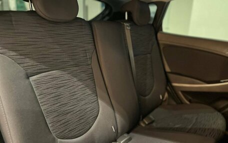 Hyundai Solaris II рестайлинг, 2015 год, 1 250 000 рублей, 12 фотография