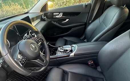 Mercedes-Benz C-Класс, 2019 год, 3 900 000 рублей, 5 фотография