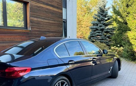 BMW 5 серия, 2018 год, 3 030 000 рублей, 3 фотография