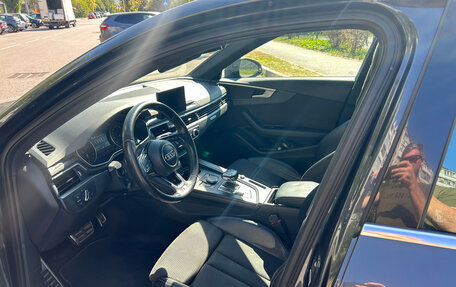 Audi A4, 2016 год, 2 500 000 рублей, 2 фотография