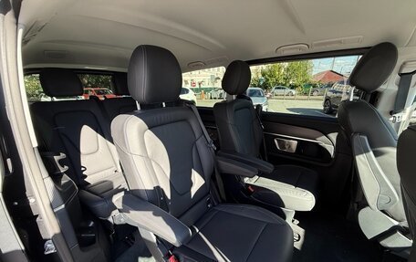 Mercedes-Benz V-Класс, 2024 год, 14 700 000 рублей, 13 фотография