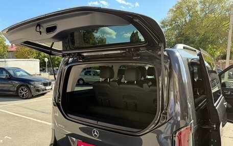 Mercedes-Benz V-Класс, 2024 год, 14 700 000 рублей, 7 фотография