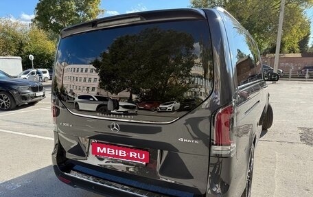 Mercedes-Benz V-Класс, 2024 год, 14 700 000 рублей, 6 фотография