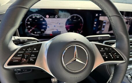Mercedes-Benz V-Класс, 2024 год, 14 700 000 рублей, 25 фотография