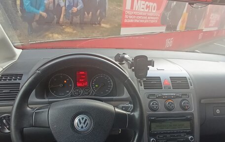 Volkswagen Touran III, 2008 год, 620 000 рублей, 11 фотография