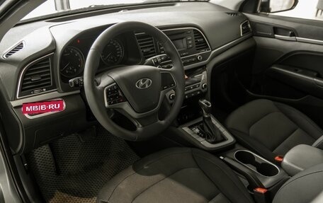 Hyundai Elantra VI рестайлинг, 2019 год, 1 655 000 рублей, 8 фотография