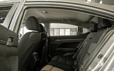 Hyundai Elantra VI рестайлинг, 2019 год, 1 655 000 рублей, 17 фотография