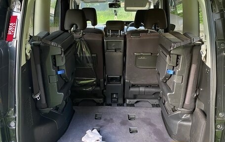 Nissan Serena IV, 2019 год, 2 300 000 рублей, 18 фотография