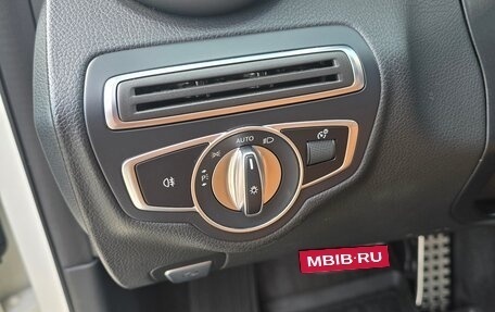Mercedes-Benz C-Класс, 2019 год, 3 990 000 рублей, 6 фотография
