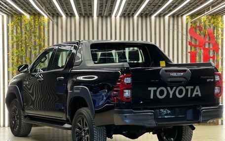 Toyota Hilux VIII, 2024 год, 6 739 000 рублей, 4 фотография