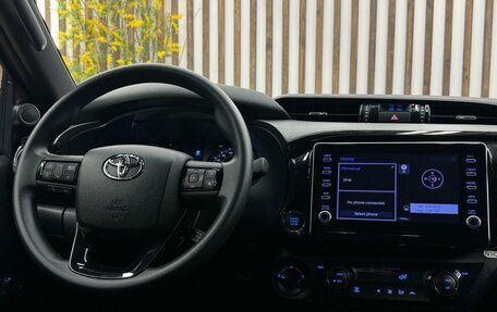 Toyota Hilux VIII, 2024 год, 6 739 000 рублей, 7 фотография