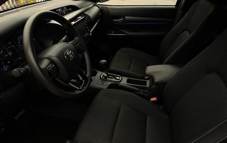 Toyota Hilux VIII, 2024 год, 6 739 000 рублей, 17 фотография