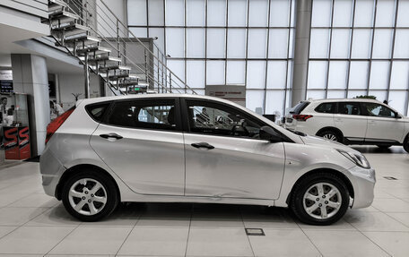 Hyundai Solaris II рестайлинг, 2013 год, 499 000 рублей, 8 фотография