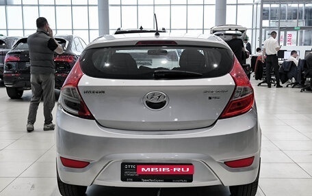 Hyundai Solaris II рестайлинг, 2013 год, 499 000 рублей, 10 фотография