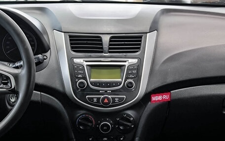 Hyundai Solaris II рестайлинг, 2013 год, 499 000 рублей, 19 фотография