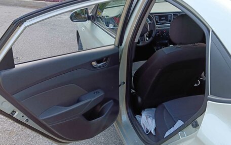 Hyundai Solaris II рестайлинг, 2019 год, 2 000 000 рублей, 11 фотография