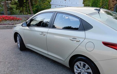 Hyundai Solaris II рестайлинг, 2019 год, 2 000 000 рублей, 14 фотография