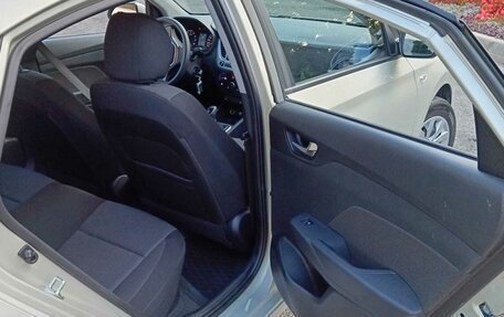 Hyundai Solaris II рестайлинг, 2019 год, 2 000 000 рублей, 17 фотография