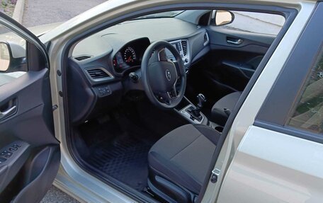 Hyundai Solaris II рестайлинг, 2019 год, 2 000 000 рублей, 19 фотография