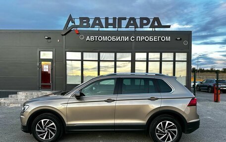 Volkswagen Tiguan II, 2018 год, 2 400 000 рублей, 3 фотография