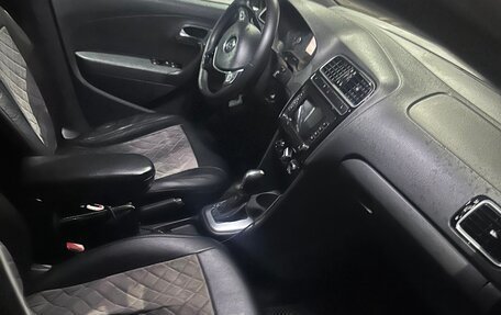 Volkswagen Polo VI (EU Market), 2017 год, 600 000 рублей, 5 фотография
