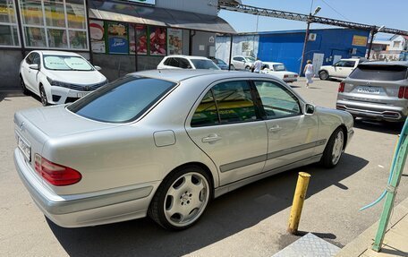 Mercedes-Benz E-Класс, 2001 год, 690 000 рублей, 5 фотография