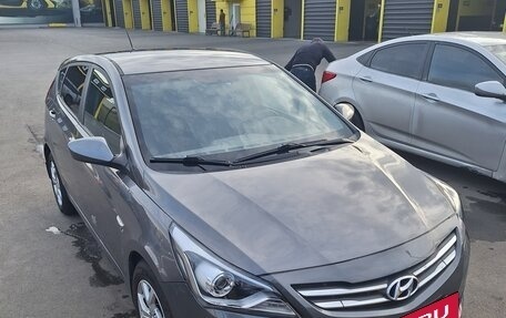 Hyundai Solaris II рестайлинг, 2015 год, 1 111 111 рублей, 2 фотография