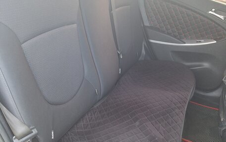 Hyundai Solaris II рестайлинг, 2015 год, 1 111 111 рублей, 17 фотография