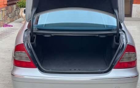 Mercedes-Benz E-Класс, 2003 год, 1 350 000 рублей, 9 фотография