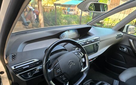 Citroen C4 Picasso II рестайлинг, 2014 год, 1 000 000 рублей, 6 фотография