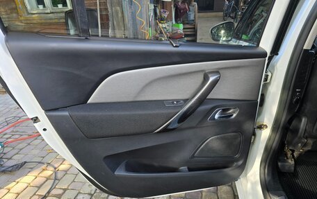 Citroen C4 Picasso II рестайлинг, 2014 год, 1 000 000 рублей, 7 фотография