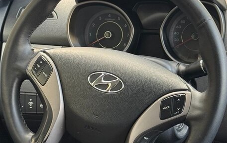 Hyundai Elantra V, 2012 год, 1 050 000 рублей, 19 фотография