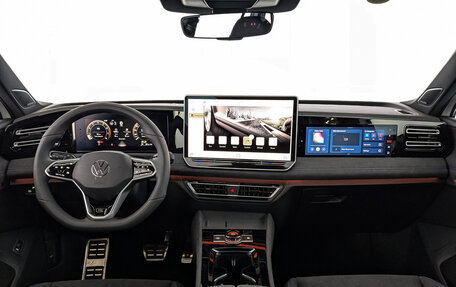 Volkswagen Tiguan, 2024 год, 5 652 550 рублей, 10 фотография