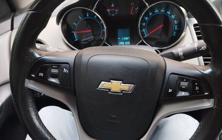 Chevrolet Cruze II, 2011 год, 690 000 рублей, 5 фотография