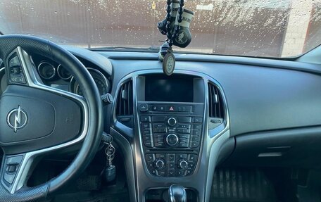 Opel Astra J, 2011 год, 860 000 рублей, 8 фотография