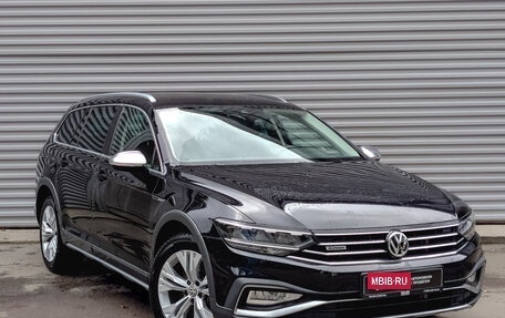 Volkswagen Passat B8 рестайлинг, 2019 год, 3 415 000 рублей, 3 фотография