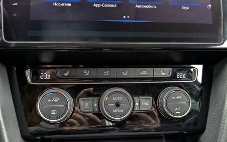 Volkswagen Passat B8 рестайлинг, 2019 год, 3 415 000 рублей, 21 фотография