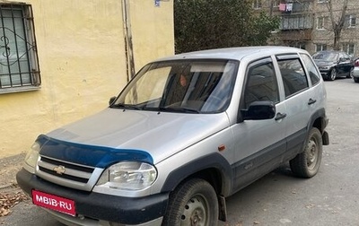 Chevrolet Niva I рестайлинг, 2004 год, 245 000 рублей, 1 фотография