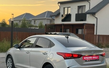 Hyundai Solaris II рестайлинг, 2021 год, 1 590 000 рублей, 8 фотография
