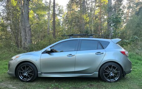 Mazda 3, 2011 год, 1 300 000 рублей, 2 фотография