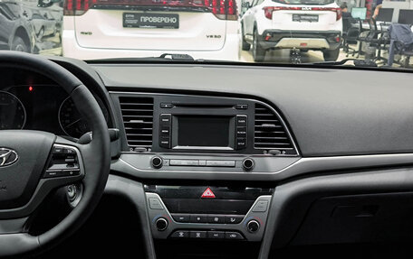 Hyundai Elantra VI рестайлинг, 2017 год, 1 599 000 рублей, 19 фотография