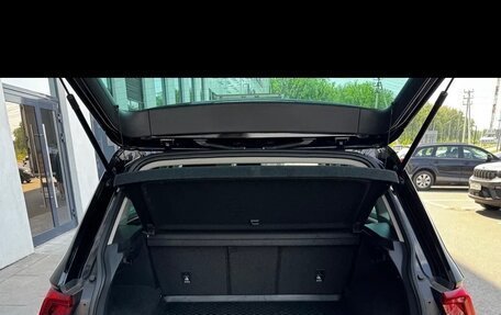 Volkswagen Tiguan II, 2019 год, 2 540 000 рублей, 4 фотография