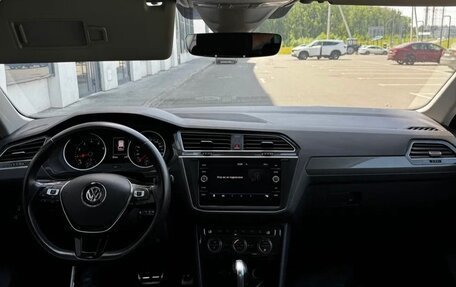 Volkswagen Tiguan II, 2019 год, 2 540 000 рублей, 8 фотография