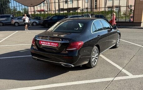 Mercedes-Benz E-Класс, 2017 год, 2 750 000 рублей, 8 фотография