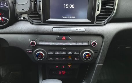 KIA Sportage IV рестайлинг, 2017 год, 2 350 000 рублей, 28 фотография