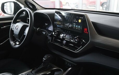 Toyota Highlander, 2025 год, 5 656 000 рублей, 19 фотография