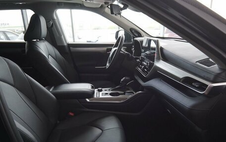 Toyota Highlander, 2025 год, 5 656 000 рублей, 20 фотография