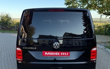 Volkswagen Caravelle T6 рестайлинг, 2018 год, 2 790 000 рублей, 5 фотография